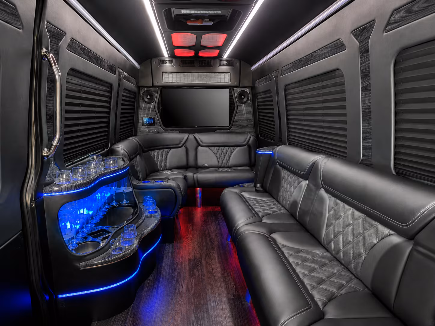 find the perfect transportation for your next airport transfer 2