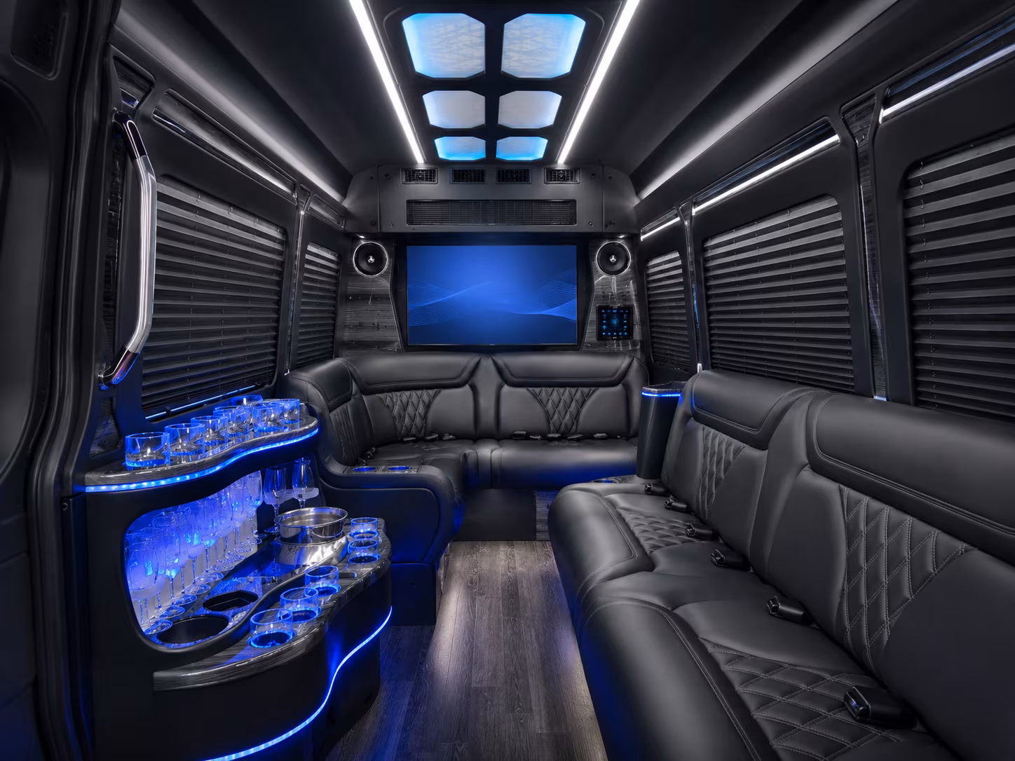 find the perfect transportation for your next airport transfer 5