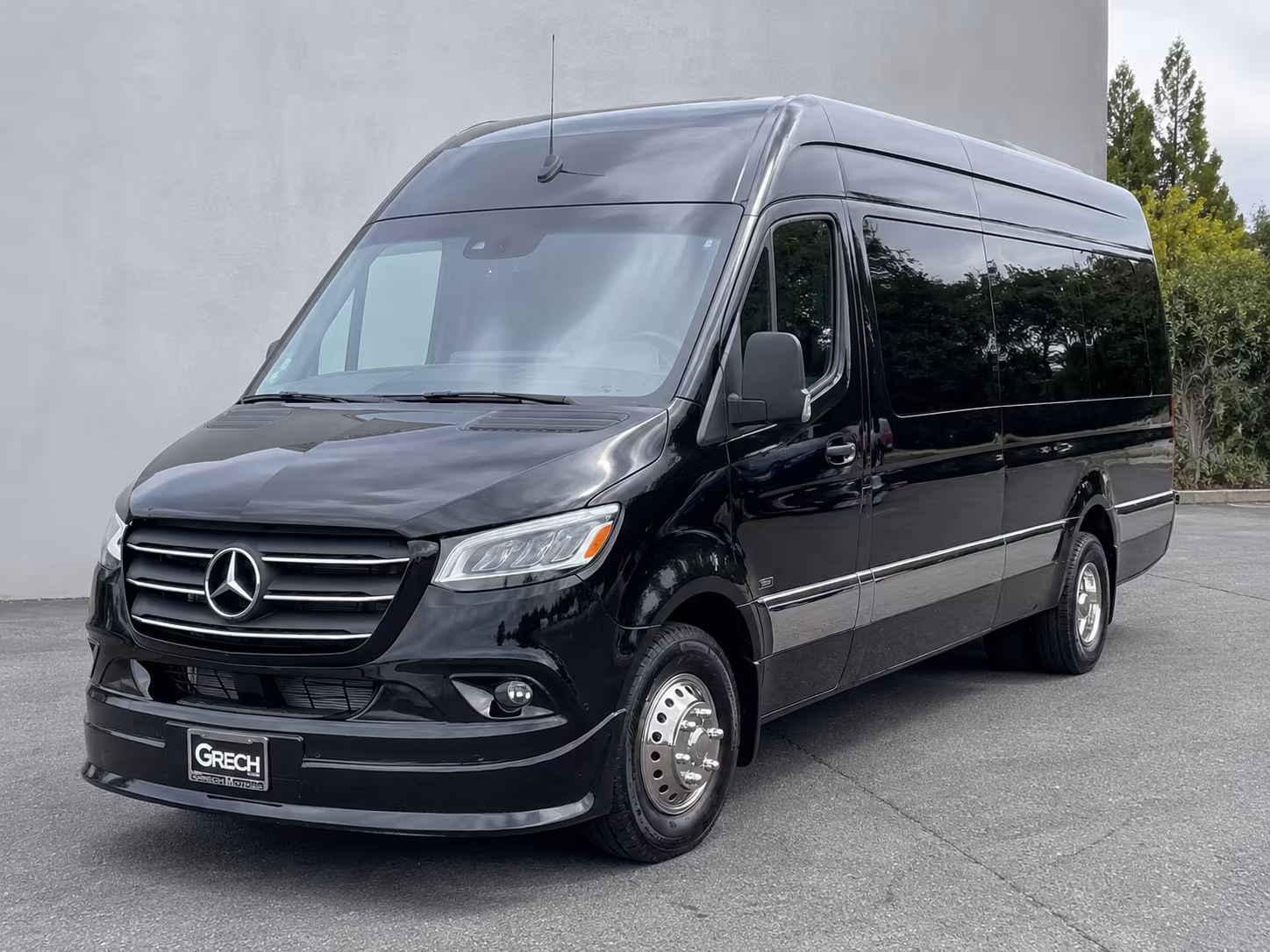 find the perfect transportation for your next wine tour 5