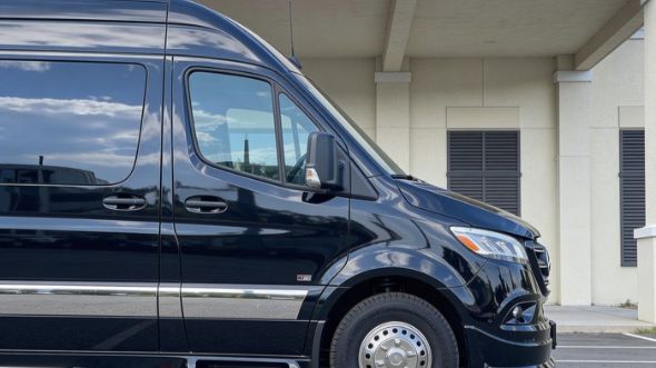 wichita 12 passenger sprinter van